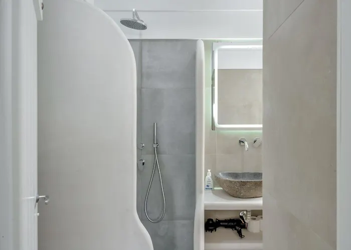 Politimis N3 أمورجوس